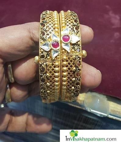 SAI RAJA JEWELLERS Gold And Silver Jewellers And Order Suppliers Badam Sarvaji Complex Main Road in Visakhapatnam Vizag
